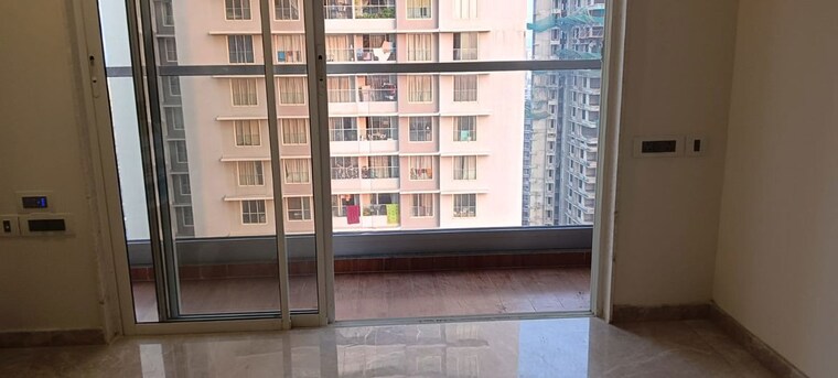 Balcony, ekta-tripolis 2.5 Bedroom 900 Sq.Ft. Apartment In Goregaon West Mumbai 9770948