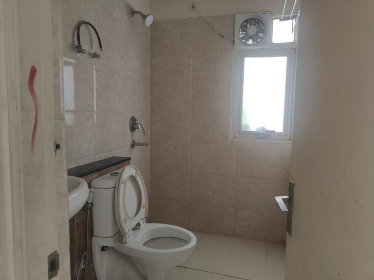 Bathroom, wave-executive-floors 2 Bedroom 900 Sq.Ft. Apartment In Wave City Ghaziabad 9771138