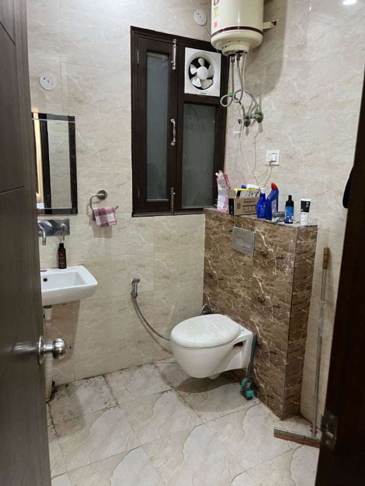 Washroom, sector 46 2 Bedroom 1780 Sq.Ft. Builder Floor In Sector 46 Gurgaon 9771142