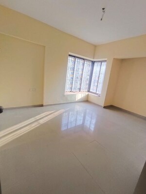 Room in 2.5 BHK Apartment at Runwal Garden City, Balkum Pada – for Sale