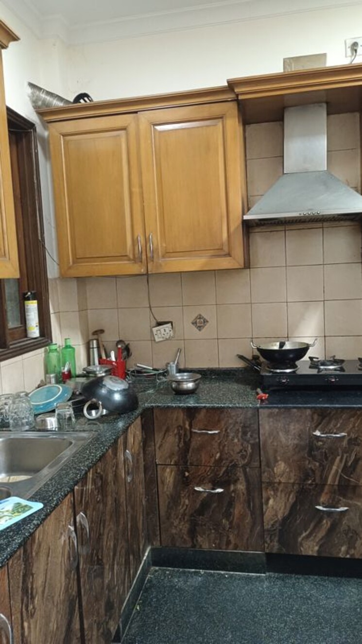 Kitchen, new rajinder nagar 3 Bedroom 1380 Sq.Ft. Builder Floor In New Rajinder Nagar Delhi 9771191