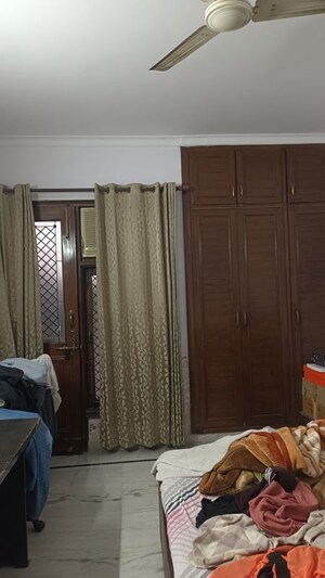 Bedroom in 3 BHK Builder Floor at New Rajinder Nagar – for Sale