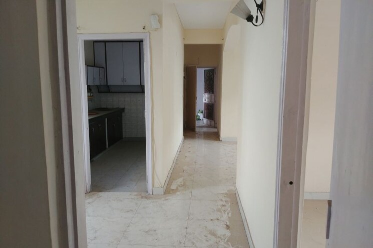 Room, sector 23 dwarka 3 Bedroom 1499 Sq.Ft. Apartment In Sector 23 Dwarka Delhi 9771163