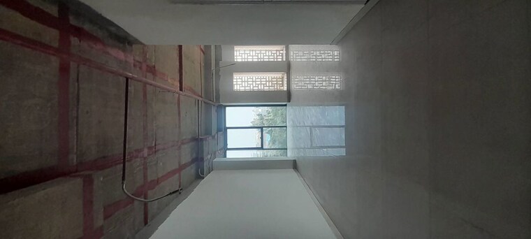 Room, telibandha Commercial Office Space 2000 Sq.Ft. In Telibandha Raipur 9771196