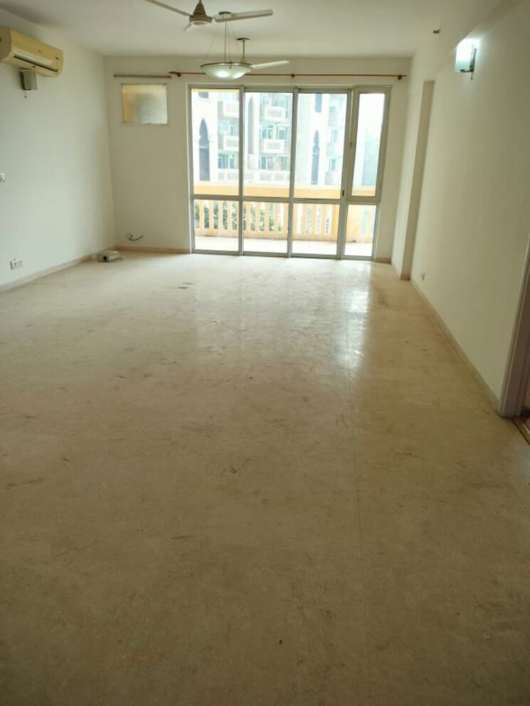 Living Room, dlf-westend-heights 4 Bedroom 2600 Sq.Ft. Apartment In Sector 53 Gurgaon 9770994