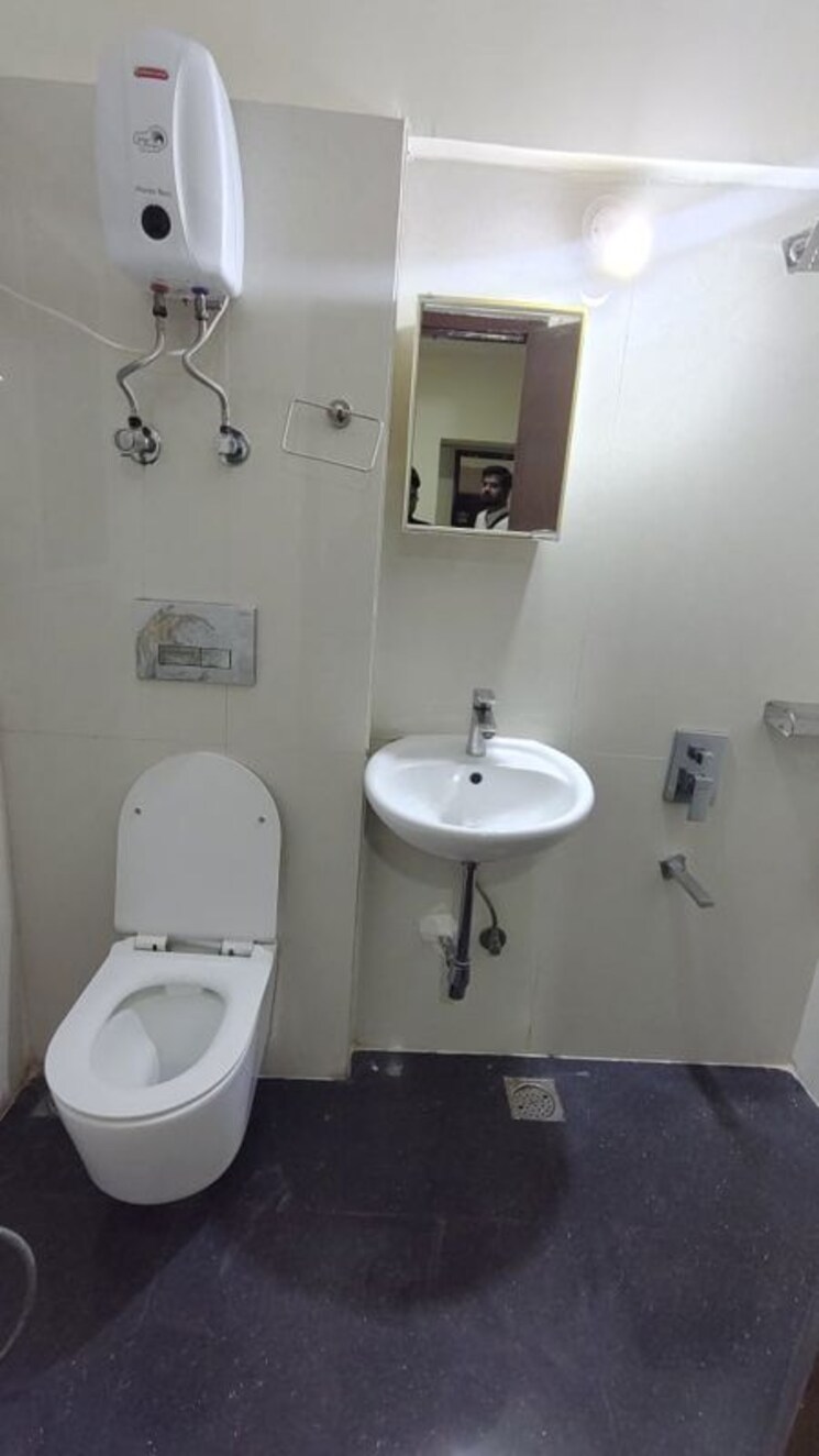 Bathroom, sandhya-heritage 3 Bedroom 1000 Sq.Ft. Apartment In Chembur Mumbai 9771252