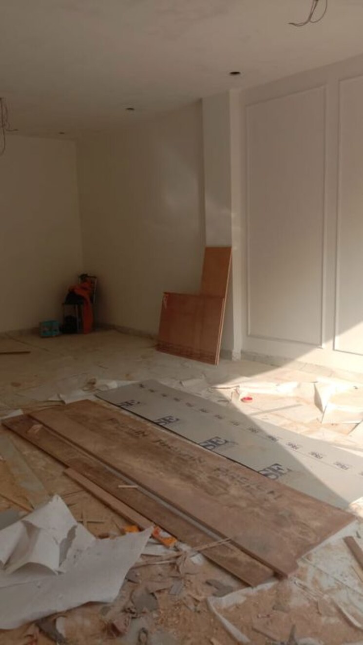 Bedroom, raj nagar sector 14 5 Bedroom 170 Sq.Yd. Builder Floor In Raj Nagar Sector 14 Ghaziabad 9771269