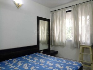 Bedroom in 2 BHK Apartment at Paschim Apartments, Dadar West – for Rent