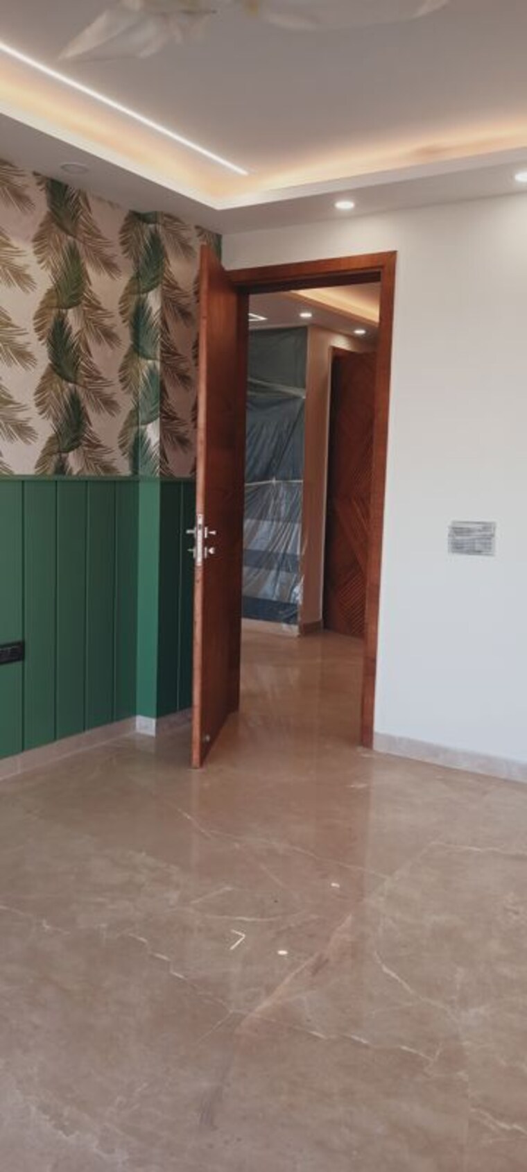 Room, mohit-house 4 Bedroom 3000 Sq.Ft. Builder Floor In Sushant Lok I Gurgaon 9771291