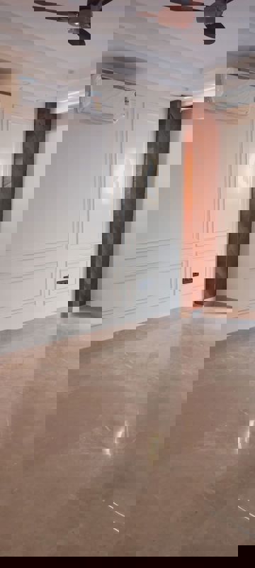 4 BHK + Servant Room Builder Floor For Sale in DLF City Phase IV