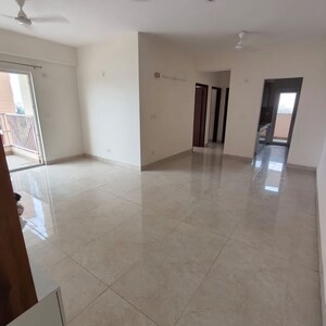 Room in 2 BHK Apartment at Eldeco Accolade, Saini Colony – for Rent