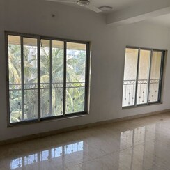 2 BHK Apartment For Sale in LMP Mahesh Bhavan CHS