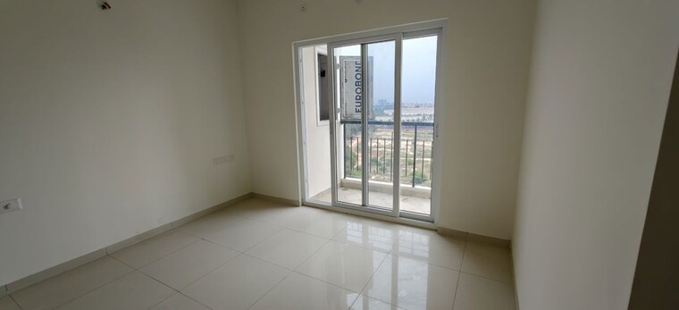 Room, provident-capella 2.5 Bedroom 700 Sq.Ft. Apartment In Whitefield Bangalore 9742595