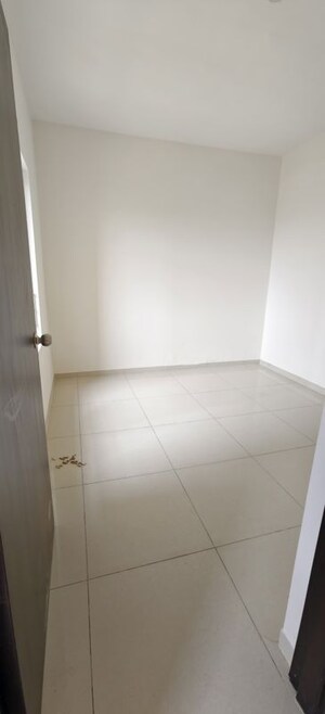 Room in 2.5 BHK Apartment at Provident Capella, Whitefield – for Sale