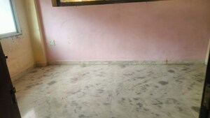 Room in 1 BHK Apartment at Karltopon Apartment, Santacruz East – for Rent