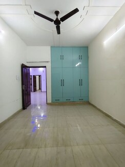 3 BHK + Pooja Room,Extra Room Apartment For Sale in Pandav Nagar
