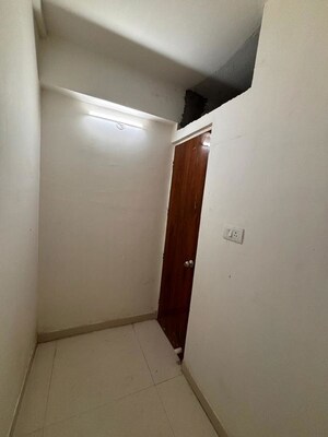 Room in 3.5 BHK Apartment at Shrachi Greenwood Nest, Rajarhat New Town – for Sale