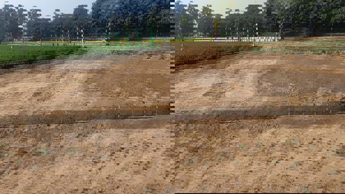 Plot For Sale in Banthara