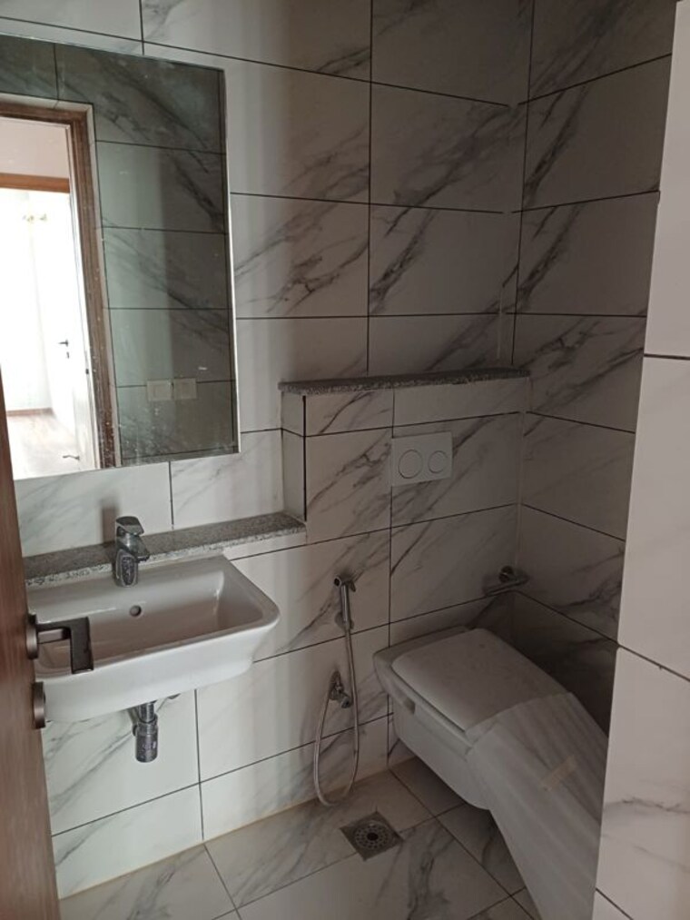 Bathroom, conscient-hines-elevate 3 Bedroom 2595 Sq.Ft. Apartment In Sector 59 Gurgaon 9771383