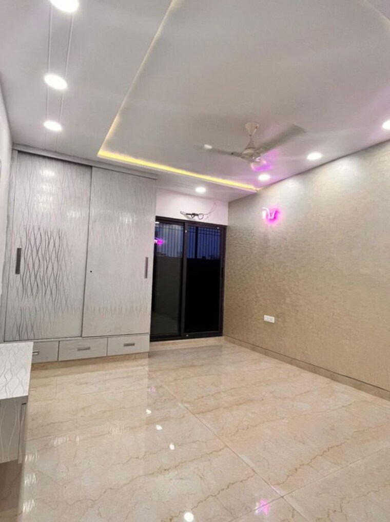 Room, dlf-green-avenue 4 Bedroom 2800 Sq.Ft. Builder Floor In Dlf Phase iv Gurgaon 9771405