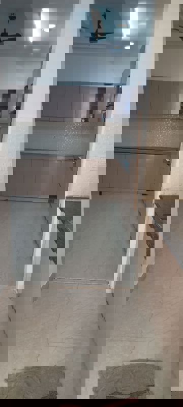 4 BHK + Servant Room Builder Floor For Sale in DLF Green Avenue