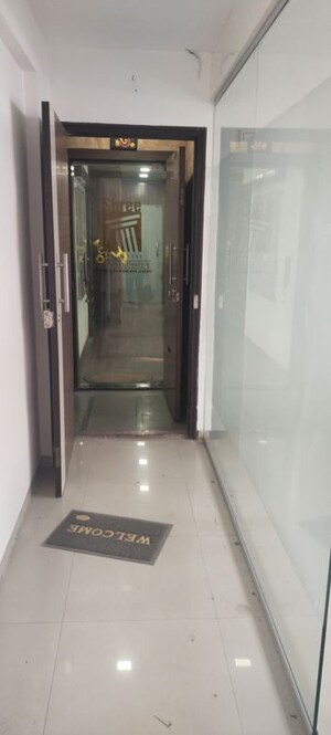  Office Space For Rent in Naupada