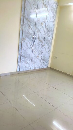 Room in 2 BHK Apartment at Windsor Paradise 2, Raj Nagar Extension – for Sale