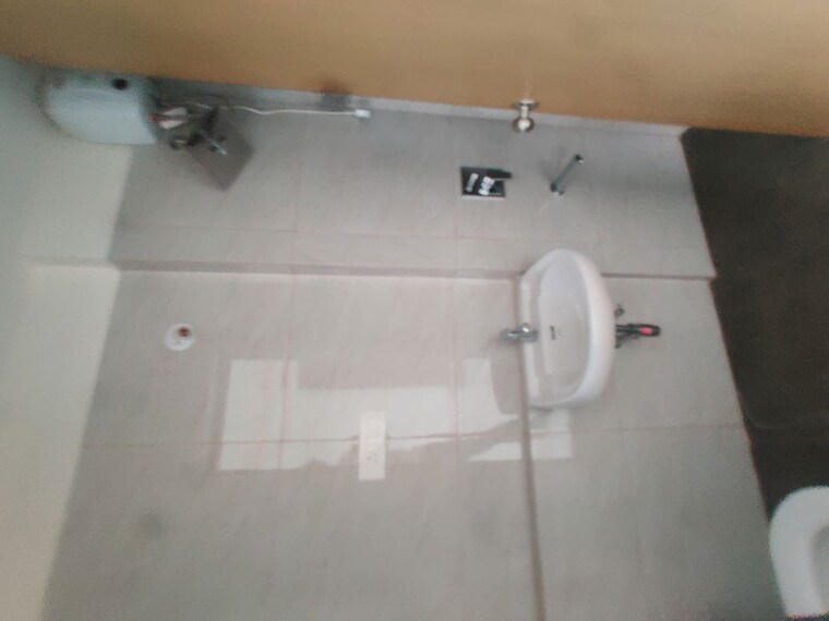 Bathroom, chandak-34-park-estate 5 Bedroom 1230 Sq.Ft. Apartment In Goregaon West Mumbai 9771484