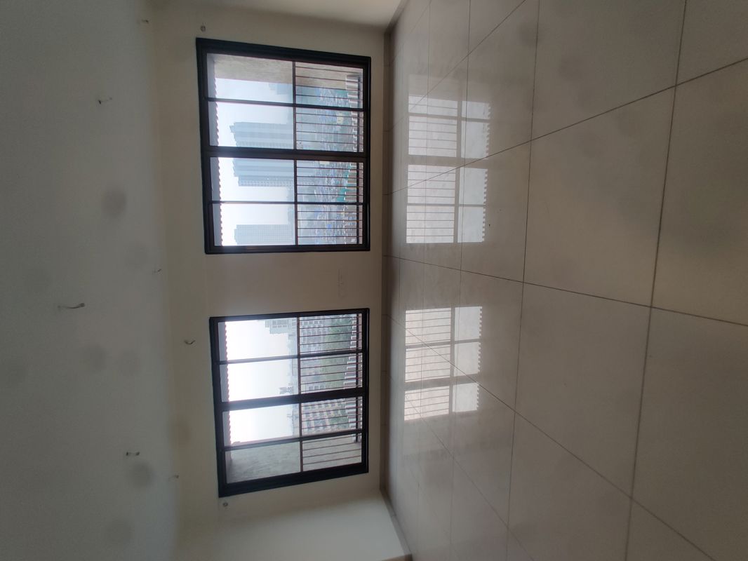 5 BHK + Pooja Room Apartment For Sale in Chandak 34 Park Estate