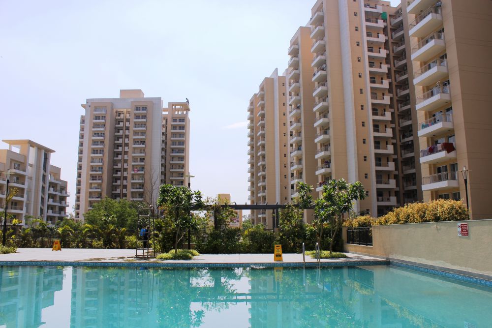 4 BHK + Servant Room Apartment For Sale in Bestech Park View Spa Next
