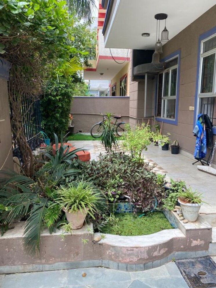 Balcony, ss-mayfield-gardens 4 Bedroom 300 Sq.Ft. Villa In Sector 51 Gurgaon 9771566