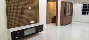 Room in 3 BHK Apartment at Kalpataru Residency, Sanath Nagar – for Rent