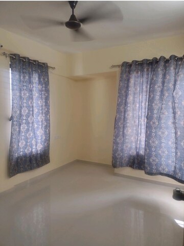 Bedroom in 2.5 BHK Apartment at Kiran Sufal, Wakad – for Rent
