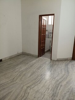 5 BHK + Pooja Room,Servant Room,Study Room,Extra Room Independent House For Sale in Maharani Bagh