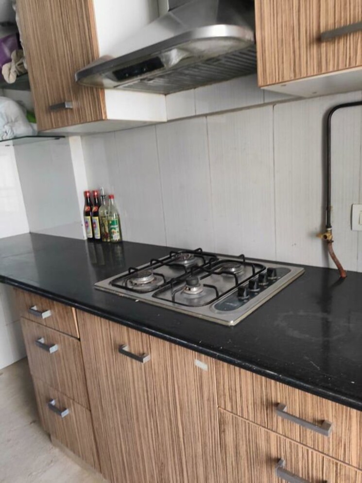 Kitchen, lake-primrose 3 Bedroom 1500 Sq.Ft. Apartment In Powai Mumbai 9771622