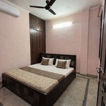 1 Rk  50 Sq.Yd. Apartment in Moti Nagar