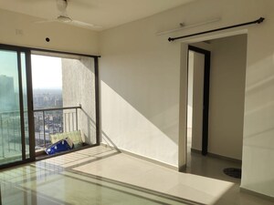 Room in 2 BHK Apartment at Man Opus, Mira Road – for Sale