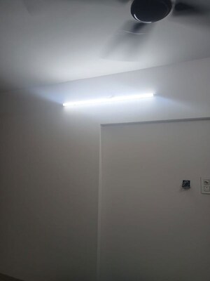 Room in 3 BHK Apartment at Shreeji Atlantis, Malad West – for Rent