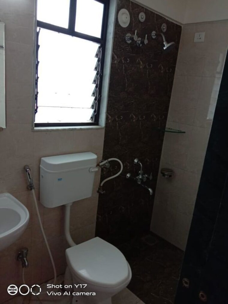 Bathroom, rr-akshay-residency 2 Bedroom 568 Sq.Ft. Apartment In Wakad Pune 9771703