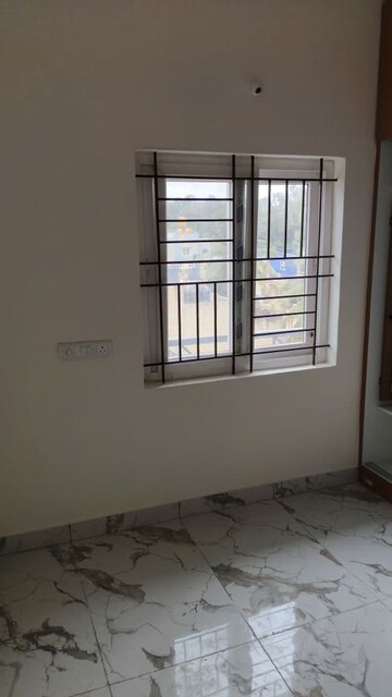 Room in 2 BHK Apartment at Indiranagar – for Rent