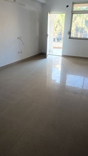 Room in 3 BHK Apartment at Bariatu – for Sale