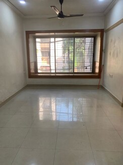 1 BHK + Extra Room Apartment For Rent in Green Woods CHS