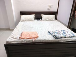 5 BHK + Pooja Room,Servant Room,Study Room,Extra Room Independent House For Sale in Maharani Bagh