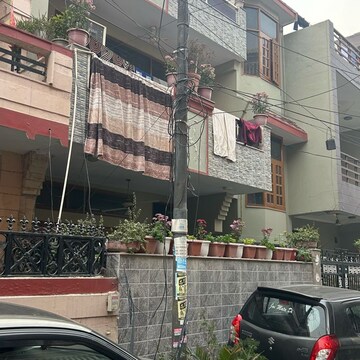 4 BHK Independent House For Sale in Sector 11