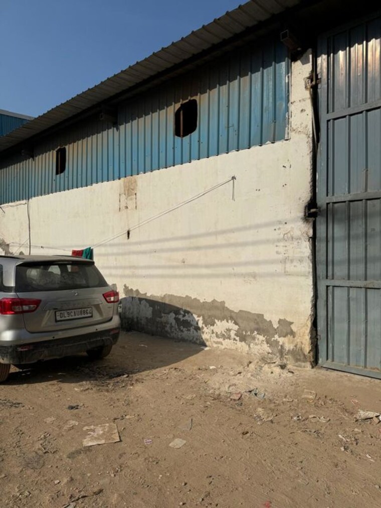 Exterior View, udyog vihar phase 1 Commercial Warehouse 5000 Sq.Ft. In Udyog Vihar Phase 1 Gurgaon 9771793