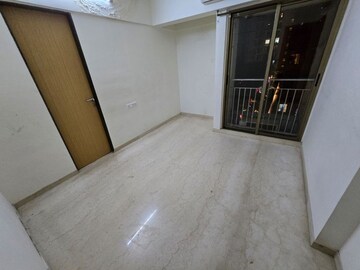 Room in 2 BHK Apartment at Andheri West – for Sale