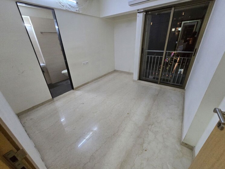 Room, andheri west 2 Bedroom 800 Sq.Ft. Apartment In Andheri West Mumbai 9771919