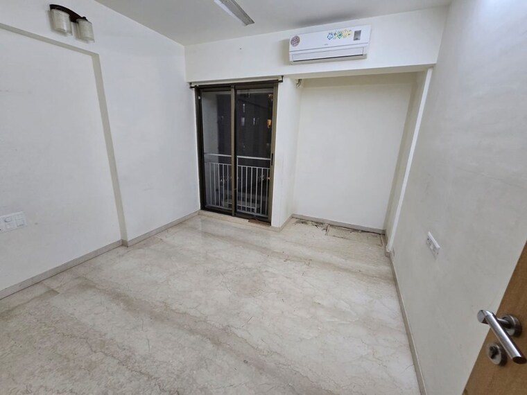 Room, andheri west 2 Bedroom 800 Sq.Ft. Apartment In Andheri West Mumbai 9771919