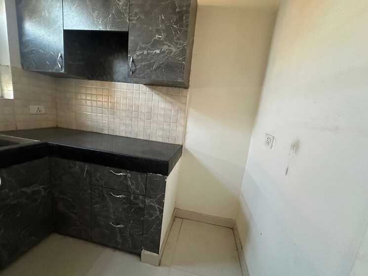 Kitchen, bptp-park-elite-premium 3 Bedroom 1100 Sq.Ft. Apartment In Sector 84 Faridabad 9771939