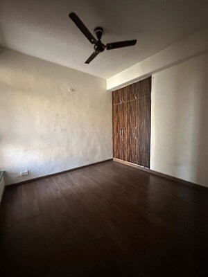 Room in 3 BHK Apartment at BPTP Park Elite Premium, Sector 84 – for Rent